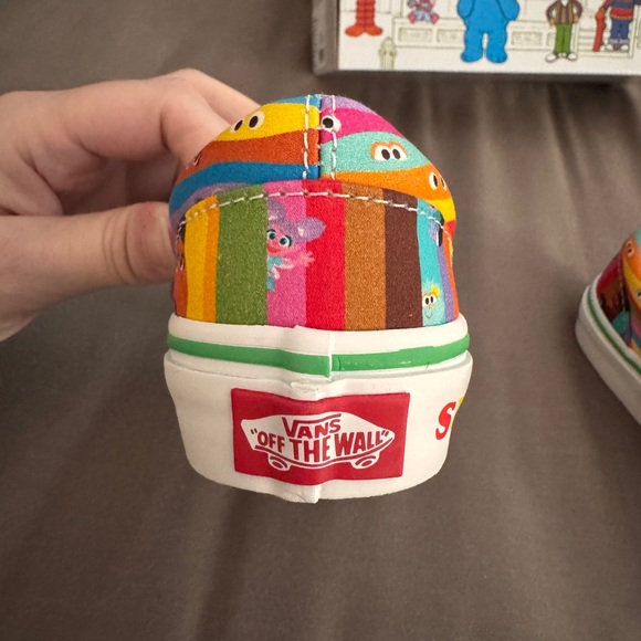 BNWT Kids Sesame Street Vans - Picture 4 of 12